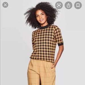 NWT Women’s Crewneck Sweater Size M